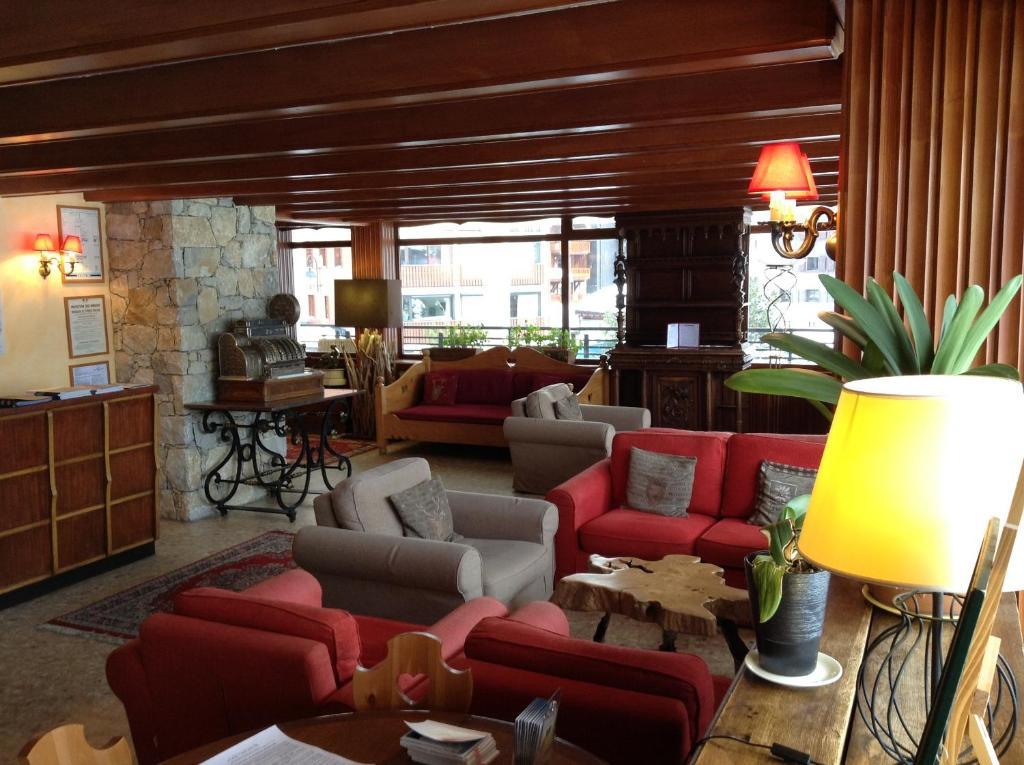 Les Crêtes Blanches Hotel Val-dʼIsère Exterior foto